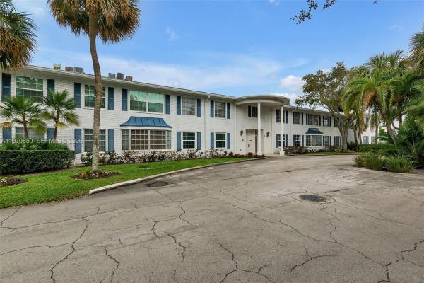 Imperial Point Colonnades, 2180 NE 67th St #723, Fort Lauderdale, Florida 33308, image 2