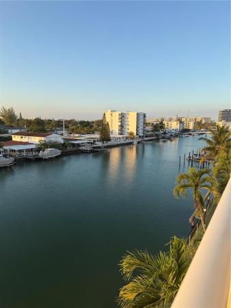 Waterway Plaza, 7900 Tatum Waterway Dr #506, Miami Beach, Florida 33141, image 1