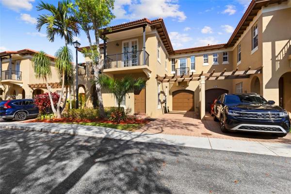 Julia Gardens, 6959 Julia Gardens Dr, Coconut Creek, Florida 33073, image 1