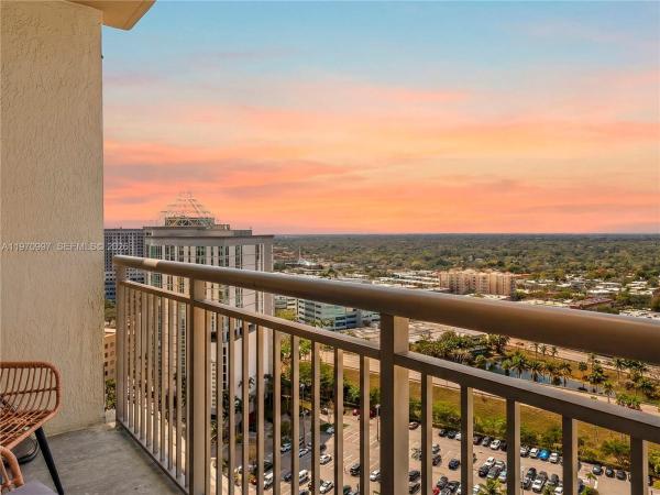 Metropolis At Dadeland, 9066 SW 73rd Ct #2008, Kendall, Florida 33156, image 2