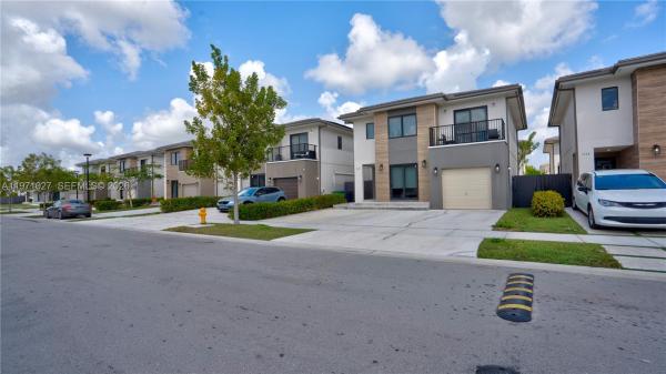 Aurora At Grand Palms, 1168 NW 1st St, Florida City, Florida 33034, image 2