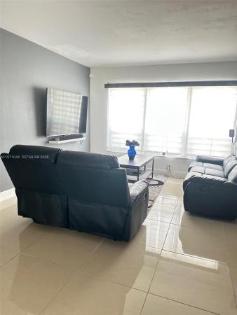 Village At Blue Lake, 3370 Beau Rivage Dr #3-V, Pompano Beach, Florida 33064, image 2