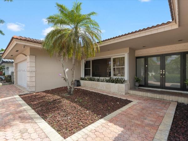 Eastern Shores, 2930 NE 164th St, North Miami Beach, Florida 33160, image 1