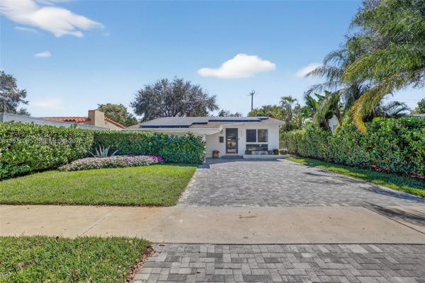 Croissant Park, 252 SW 23rd St, Fort Lauderdale, Florida 33315, image 2