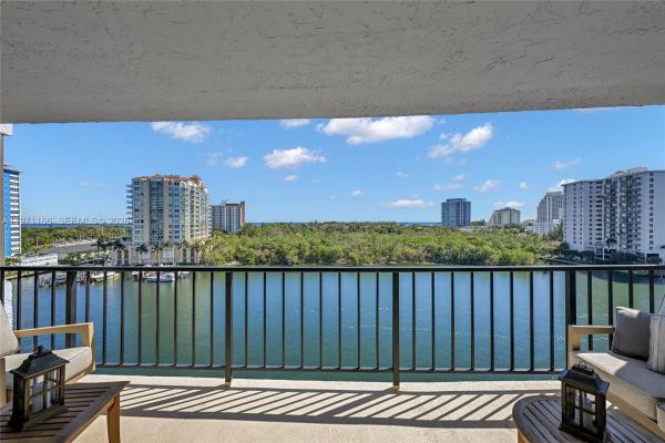 Corinthian On The Intracoastal, 936 Intracoastal Dr #9H, Fort Lauderdale, Florida 33304, image 1