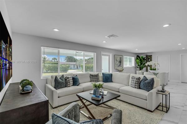 Conference Ridge, 465 NW 11th St, Boca Raton, Florida 33432, image 1