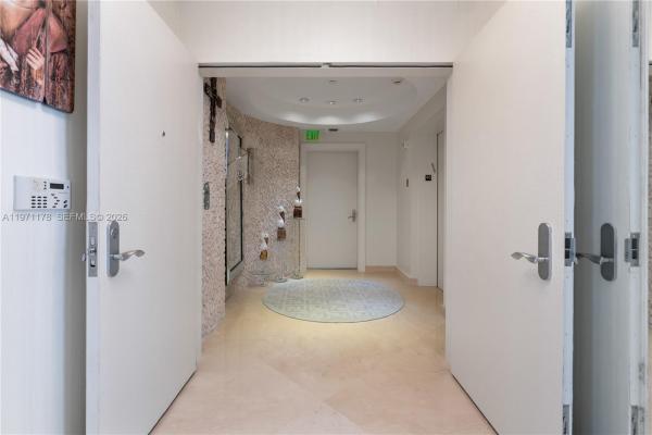 Jade Beach, 17001 Collins Ave #4608, Sunny Isles Beach, Florida 33160, image 3