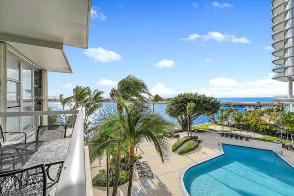 Brickell Townhouse, 2451 Brickell Ave #4C, Miami, Florida 33129, image 1