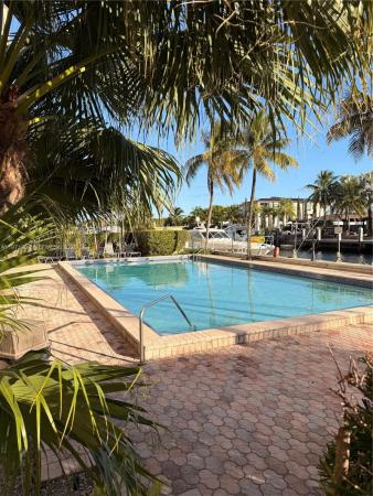 Vecino Del Mar, 2350 NE 135th St #503, North Miami, Florida 33181, image 2