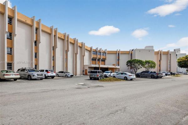 9678 Fontainebleau Blvd #410, Unincorporated Dade County, Florida 33172, image 1