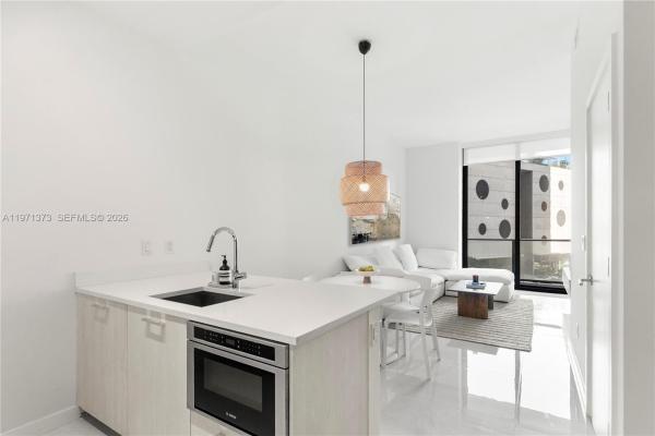 Paraiso Bayviews, 501 NE 31st St #203, Miami, Florida 33137, image 1