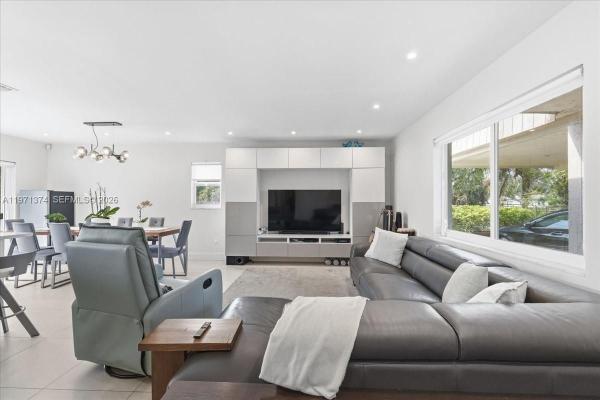 6140 SW 62nd St, South Miami, Florida 33143, image 1