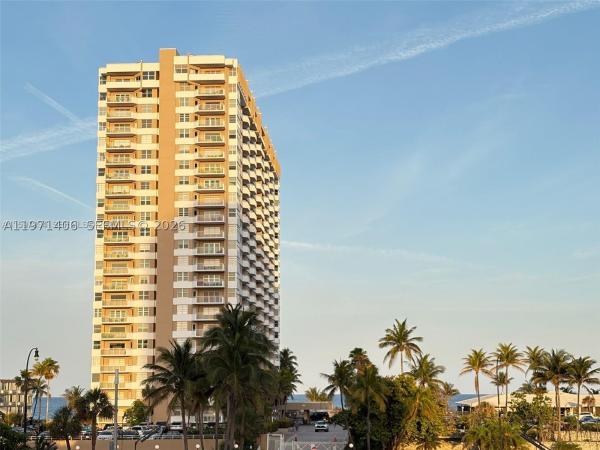 The Hemispheres, 1965 S Ocean Dr #2F, Hallandale Beach, Florida 33009, image 2
