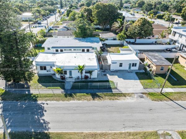 1297 NE 110th Ter, Unincorporated Dade County, Florida 33161, image 3