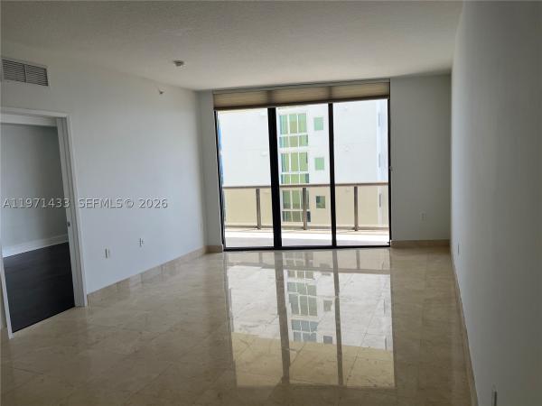 Sayan, 16275 Collins Ave #2603, Sunny Isles Beach, Florida 33160, image 2