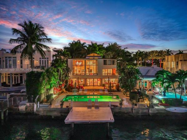 Hibiscus Island, 279 N Hibiscus Dr, Miami Beach, Florida 33139, image 2