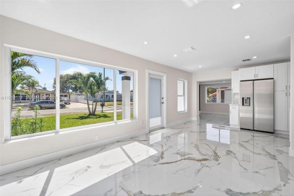 Liberty Park Estates, 649 NW 20th Ct, Pompano Beach, Florida 33060, image 2