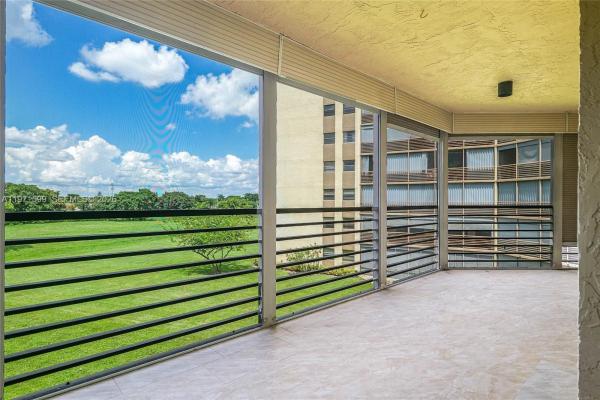 Environ Towers 1, 7200 Radice Ct #309, Lauderhill, Florida 33319, image 1