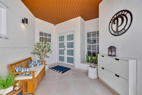 4260 SW 153rd Pl, Unincorporated Dade County, Florida 33185, image 1