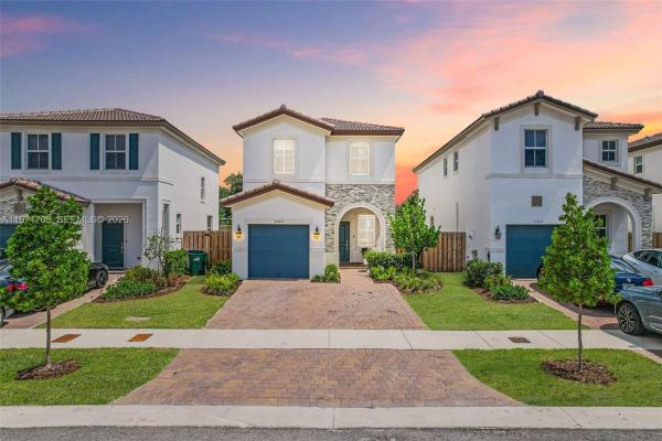 2369 NW 131st Cir, Unincorporated Dade County, Florida 33167, image 1