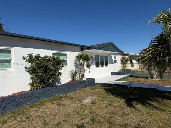 Richland Estates, 22534 SW 114th Pl, Princeton, Florida 33170, image 2