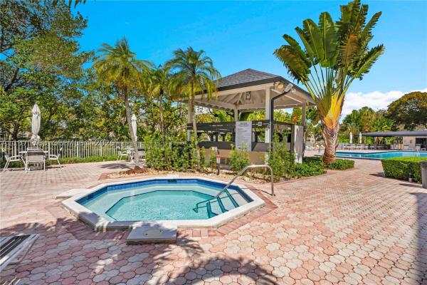 Kings Creek South, 7785 SW 86th St #E-414, Kendall, Florida 33143, image 3