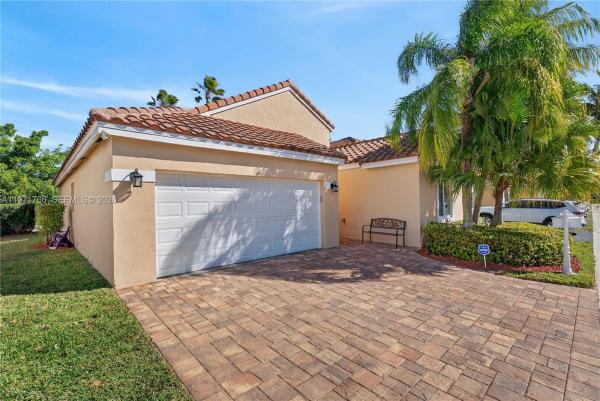 Bermuda Springs, 391 Bermuda Springs Dr, Weston, Florida 33326, image 2