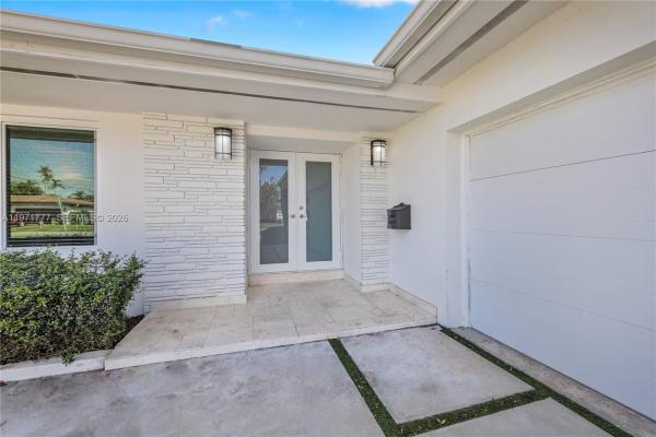 5680 SW 86th St, Unincorporated Dade County, Florida 33143, image 3