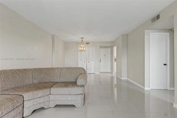Hillcrest, 4200 Hillcrest Dr #406, Hollywood, Florida 33021, image 2