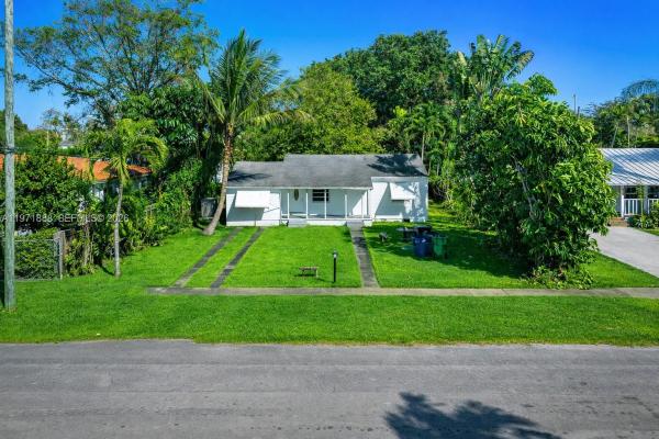 10821 NE 5th Ave, Unincorporated Dade County, Florida 33161, image 3