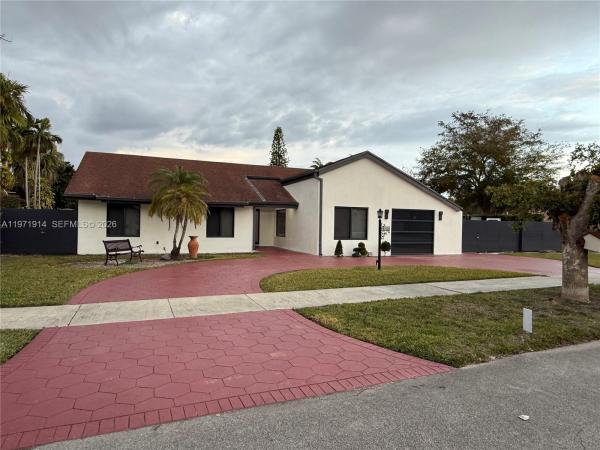 13253 SW 96th Ter, Unincorporated Dade County, Florida 33186, image 1