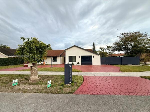 Calusa Club Estates, 13253 SW 96th Ter, The Crossings, Florida 33186, image 2