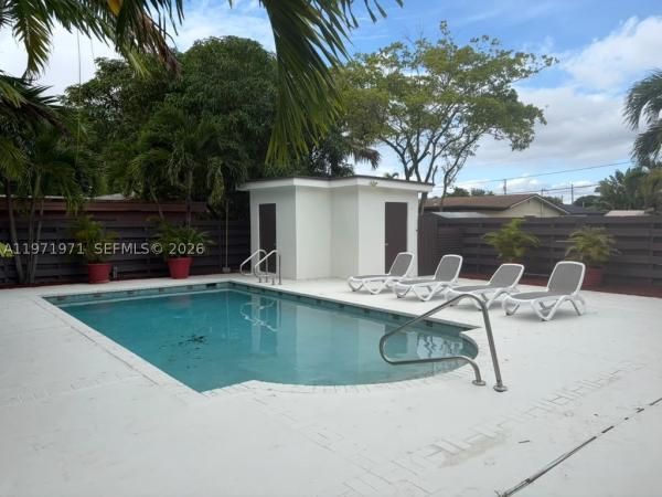 Town Of Hallandale, 208 SW 2nd Ave, Hallandale Beach, Florida 33009, image 1