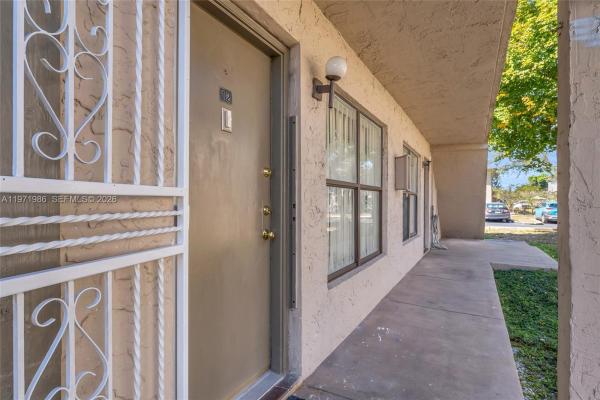 Rozland, 15348 SW 72nd St #23-12, Kendall West, Florida 33193, image 2