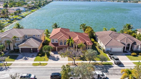 Harbour Lake Estates, 2324 SW 185th Ave, Miramar, Florida 33029, image 2