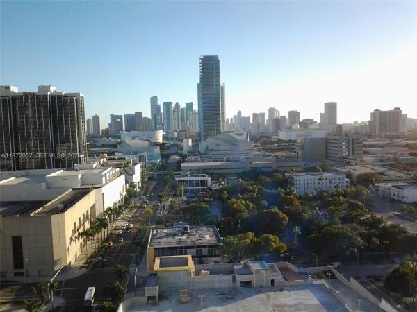 1800 Biscayne Plaza, 275 NE 18th St #1806, Miami, Florida 33132, image 1
