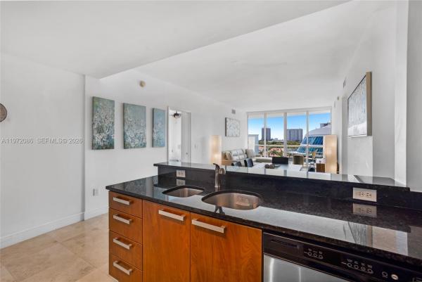 The Atrium At Aventura, 3131 NE 188th St #1-910, Aventura, Florida 33180, image 3