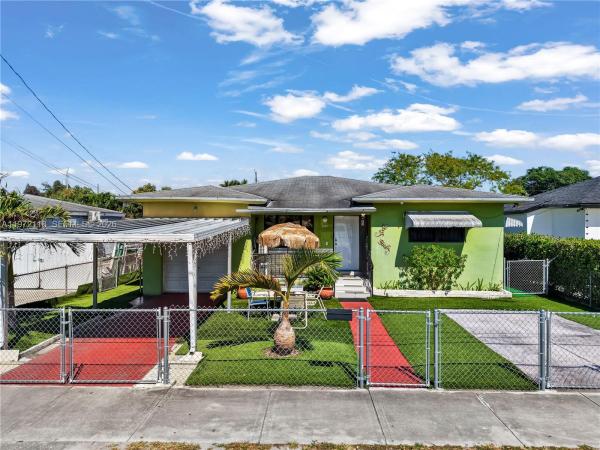 3049 NW 51st St, Unincorporated Dade County, Florida 33142, image 1