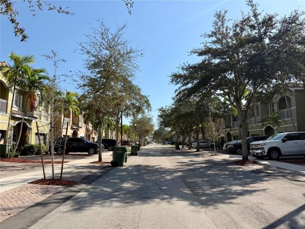 1385 SE 26th Ave, Homestead, Florida 33035, image 2