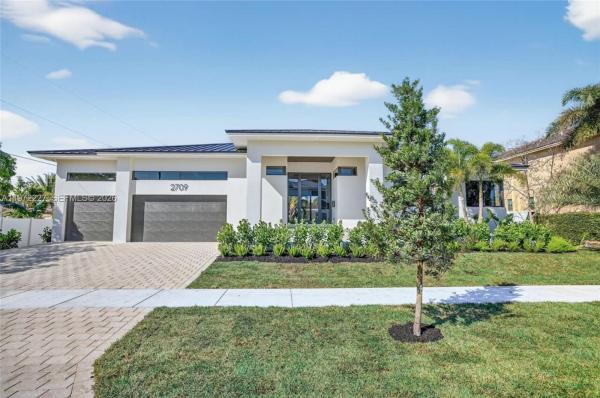 Coral Ridge Galt, 2709 NE 25th Ct, Fort Lauderdale, Florida 33305, image 1