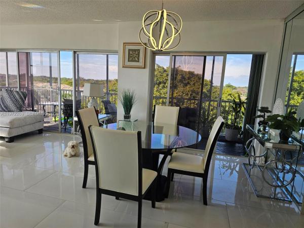 Hillcrest, 3850 Washington St #516, Hollywood, Florida 33021, image 2