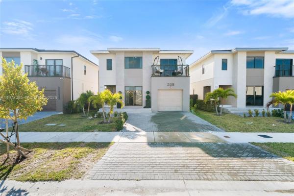 On Alba, 209 NW 13th Pl, Florida City, Florida 33034, image 2