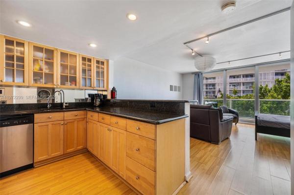 Mirador South 1000, 1000 West Ave #208, Miami Beach, Florida 33139, image 1