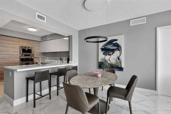 Parque Towers, 300 Sunny Isles Blvd #4-804, Sunny Isles Beach, Florida 33160, image 1