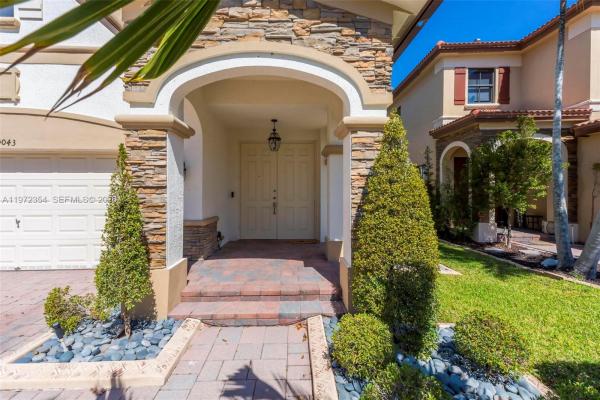 Isles At Grand Bay, 10043 NW 89th, Doral, Florida 33178, image 2
