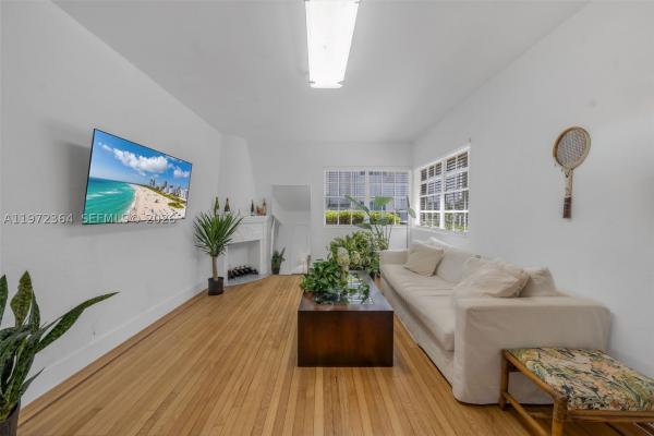 St Remy, 1309 Euclid Ave #6, Miami Beach, Florida 33139, image 1