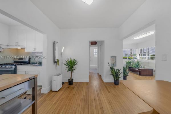 St Remy, 1309 Euclid Ave #6, Miami Beach, Florida 33139, image 2