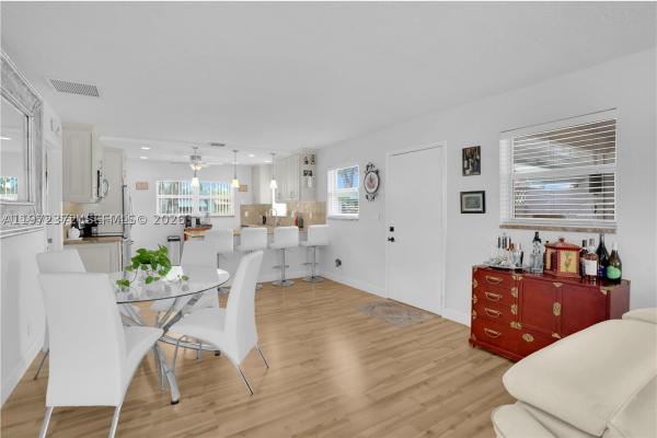 Country Manors, 841 Meadowlark Ln, Delray Beach, Florida 33445, image 2