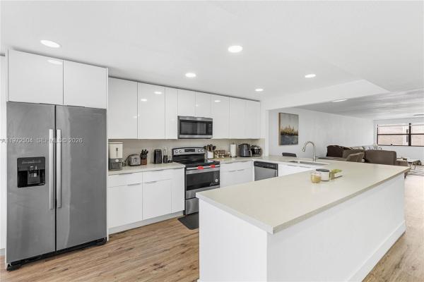 Sunrise Lakes 4, 2704 NW 104th Ave #306, Sunrise, Florida 33322, image 1