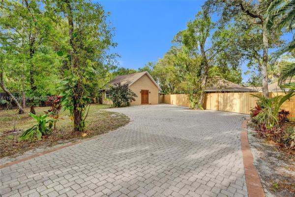 Jupiter Farms, 13161 N 179th Ct N, Jupiter, Florida 33478, image 1